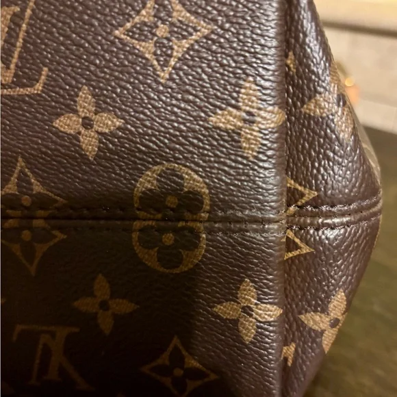 AUTHENTIC Louis Vuitton Dark Brown Monogram Graceful PM Shoulder Bag - Picture 8 of 13